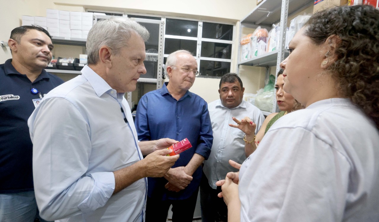 sarto na farmácia polo do posto de saúde